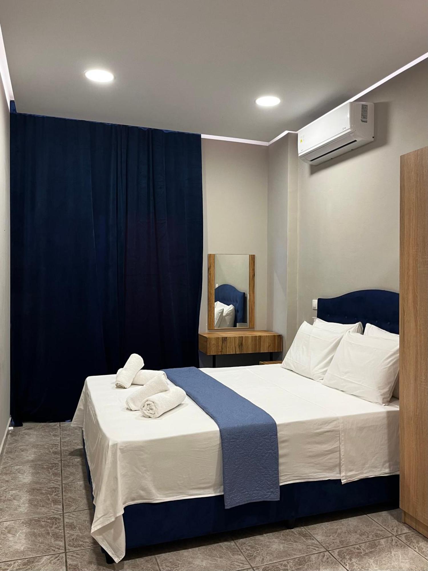 Sapphire Home Ixia  Exterior photo